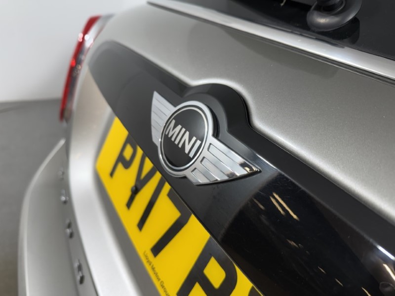 2017 (17) MINI COUNTRYMAN 1.5 Cooper 5dr Auto 4970569