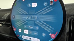 2024 (24) MINI COOPER 1.5 C Classic 3dr Auto 4917979