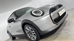 2024 (24) MINI COOPER 1.5 C Classic 3dr Auto 4918040