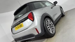 2024 (24) MINI COOPER 1.5 C Classic 3dr Auto 4918015