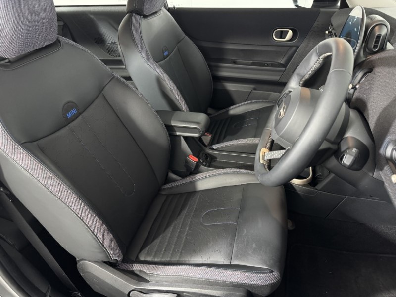 2024 (24) MINI COOPER 1.5 C Classic 3dr Auto 4917998