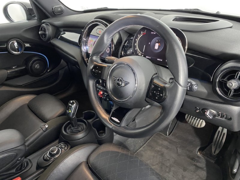 2021 (21) MINI HATCHBACK 1.5 Cooper Sport 5dr Auto 4921864