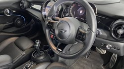2021 (21) MINI HATCHBACK 1.5 Cooper Sport 5dr Auto 4921864