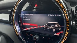 2021 (21) MINI HATCHBACK 1.5 Cooper Sport 5dr Auto 4921849