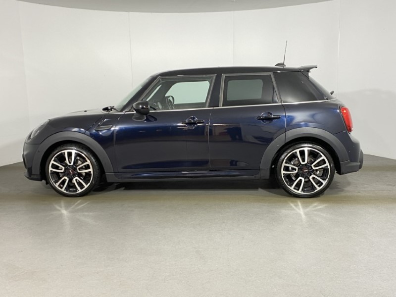 2021 (21) MINI HATCHBACK 1.5 Cooper Sport 5dr Auto 4921899