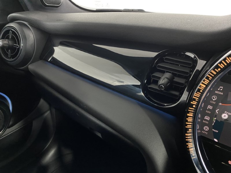 2021 (21) MINI HATCHBACK 1.5 Cooper Sport 5dr Auto 4921862