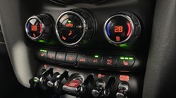 2021 (21) MINI HATCHBACK 1.5 Cooper Sport 5dr Auto 4921860