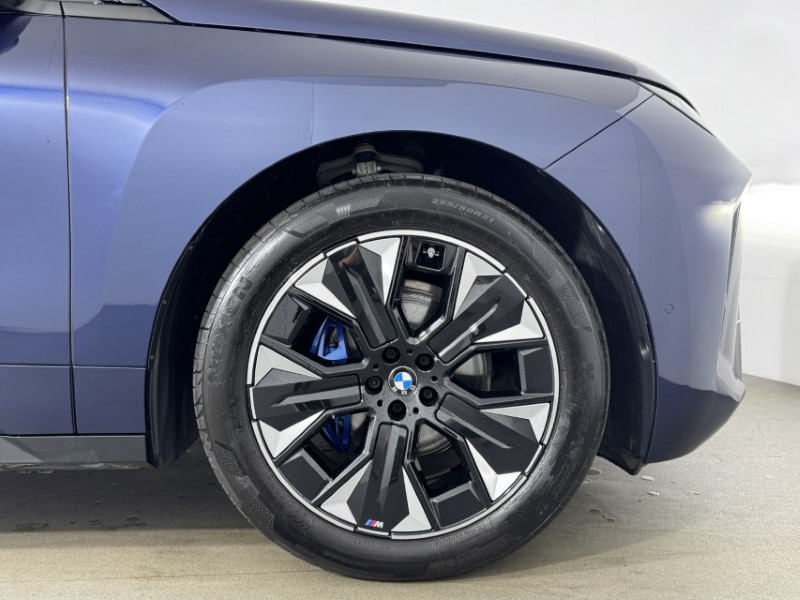 2025 (75) BMW iX 300kW xDrive45 M Sport 101kWh 5dr Auto 5442640