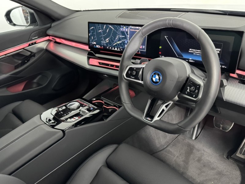 2025 (75) BMW I5 250kW eDrive40 M Sport Pro 84kWh 4dr Auto 5423712