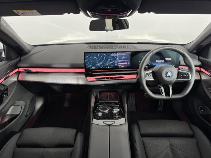 2025 (75) BMW I5 250kW eDrive40 M Sport Pro 84kWh 4dr Auto 5423733
