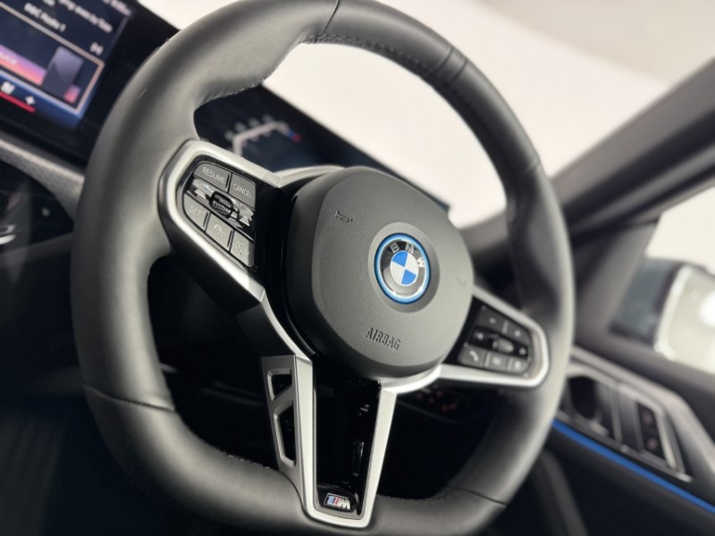 2025 (75) BMW I4 250kW eDrive40 M Sport 83.9kWh 5dr Auto 4962379