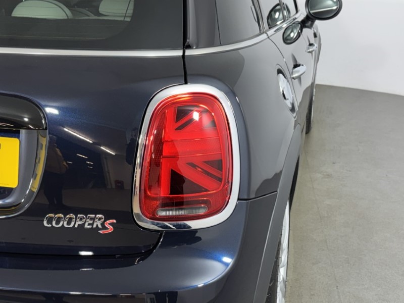 2023 (73) MINI HATCHBACK 2.0 Cooper S Exclusive Premium Plus 5dr Auto 5013437