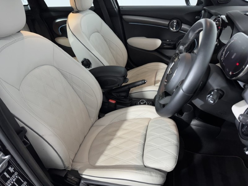 2023 (73) MINI HATCHBACK 2.0 Cooper S Exclusive Premium Plus 5dr Auto 5013425