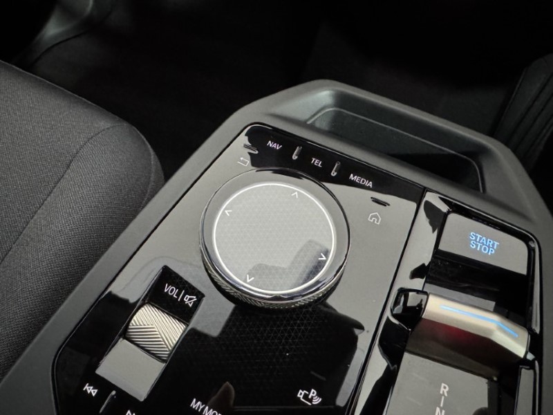 2022 (22) BMW iX 240kW xDrive40 M Sport 76.6kWh 5dr Auto 4948183