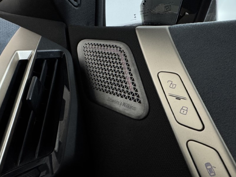 2022 (22) BMW iX 240kW xDrive40 M Sport 76.6kWh 5dr Auto 4948186