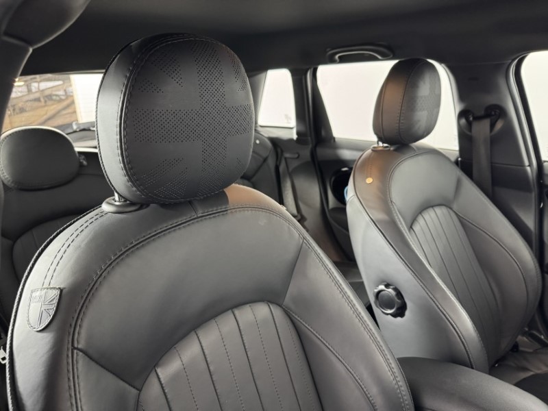 2023 (23) MINI HATCHBACK 1.5 Cooper Exclusive Premium 5dr Auto 5027396