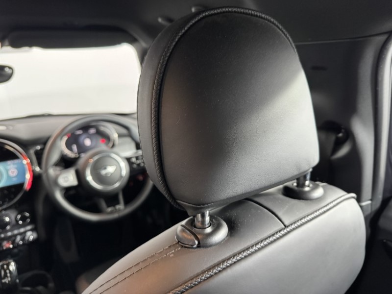 2023 (23) MINI HATCHBACK 1.5 Cooper Exclusive Premium 5dr Auto 5027435