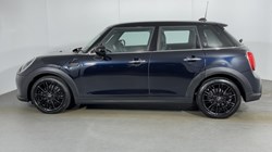 2023 (23) MINI HATCHBACK 1.5 Cooper Exclusive Premium 5dr Auto 5027459