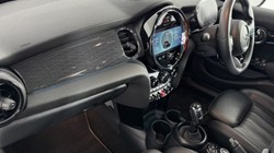 2023 (23) MINI HATCHBACK 1.5 Cooper Exclusive Premium 5dr Auto 5027436