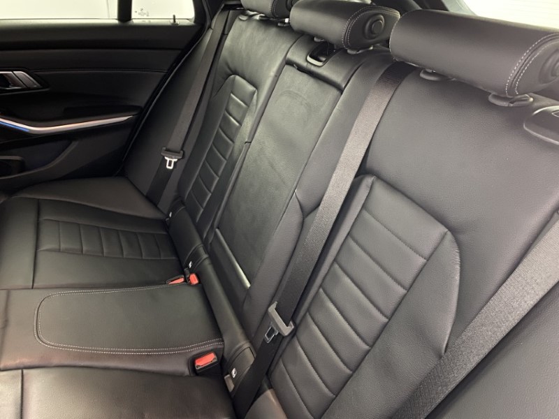 2021 (71) BMW 3 SERIES 330e M Sport 5dr Step Auto 4949555