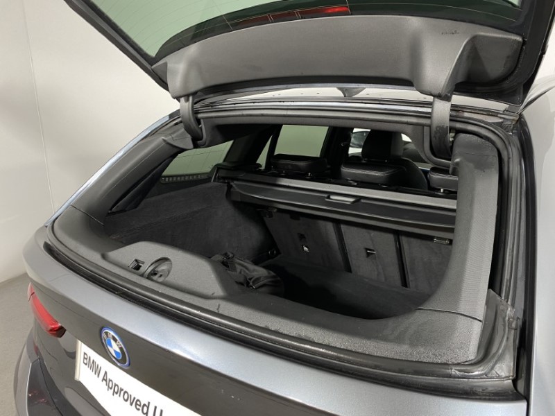 2021 (71) BMW 3 SERIES 330e M Sport 5dr Step Auto 4949554