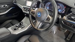 2021 (71) BMW 3 SERIES 330e M Sport 5dr Step Auto 4949549