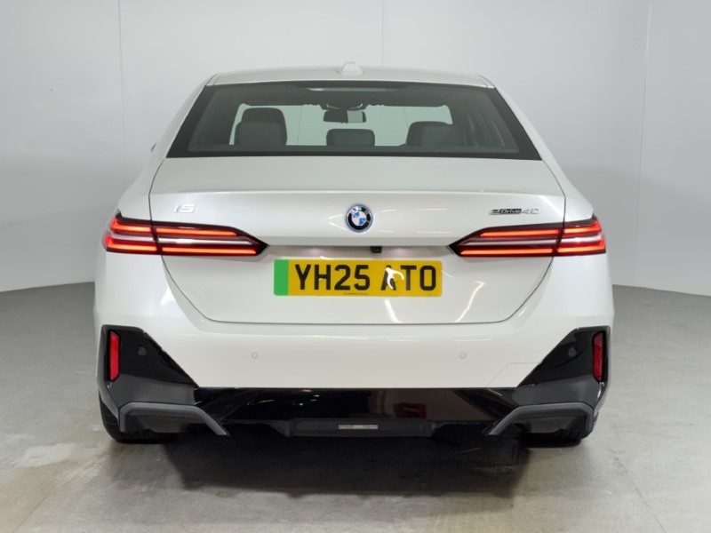2025 (25) BMW I5 250kW eDrive40 M Sport 84kWh 4dr Auto 4985869