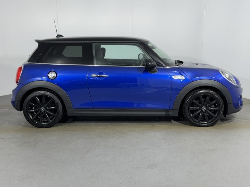 2019 (19) MINI HATCHBACK 2.0 Cooper S Classic II 3dr 4975852