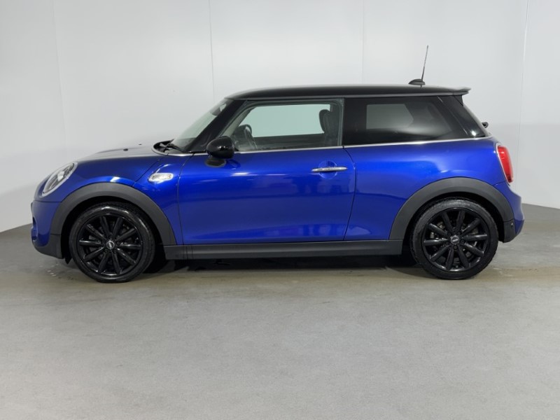 2019 (19) MINI HATCHBACK 2.0 Cooper S Classic II 3dr 4975826