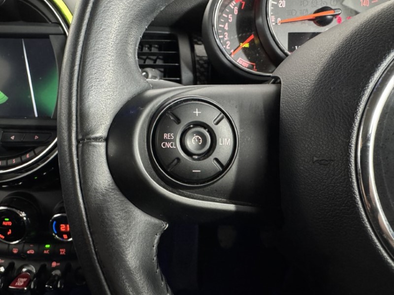 2019 (19) MINI HATCHBACK 2.0 Cooper S Classic II 3dr 4975748