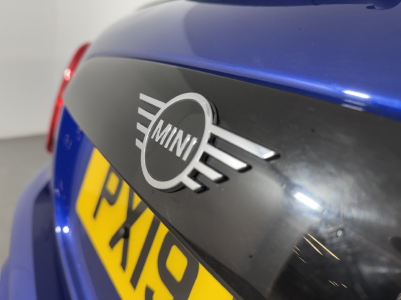 2019 (19) MINI HATCHBACK 2.0 Cooper S Classic II 3dr 4975769