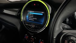 2019 (19) MINI HATCHBACK 2.0 Cooper S Classic II 3dr 4975756