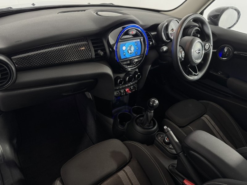 2019 (19) MINI HATCHBACK 2.0 Cooper S Classic II 3dr 4975798