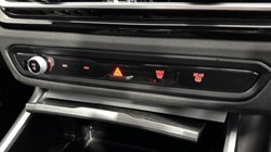 2022 (72) BMW 3 SERIES 320i xDrive M Sport 4dr Step Auto 4991125