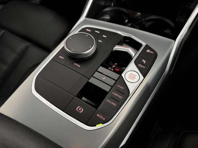 2022 (72) BMW 3 SERIES 320i xDrive M Sport 4dr Step Auto 4991116