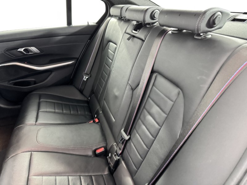 2022 (72) BMW 3 SERIES 320i xDrive M Sport 4dr Step Auto 4991167