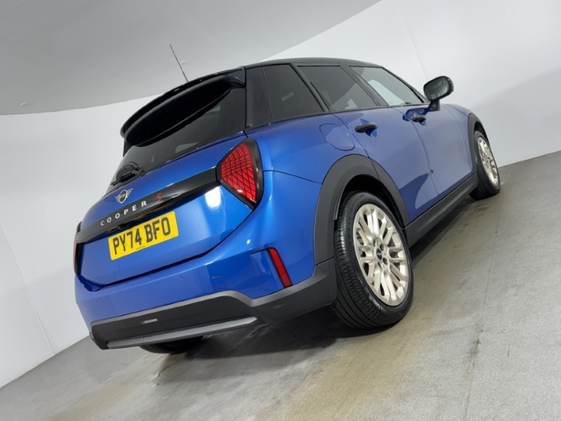 2024 (74) MINI COOPER 2.0 S Exclusive 5dr Auto 4971044