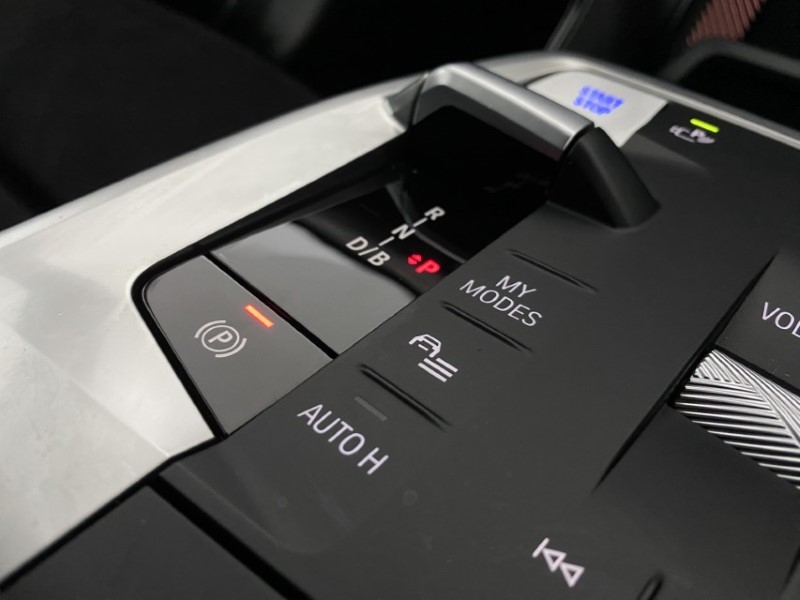 2025 (25) BMW iX1 230kW xDrive30 M Sport 65kWh 5dr Auto 4990703