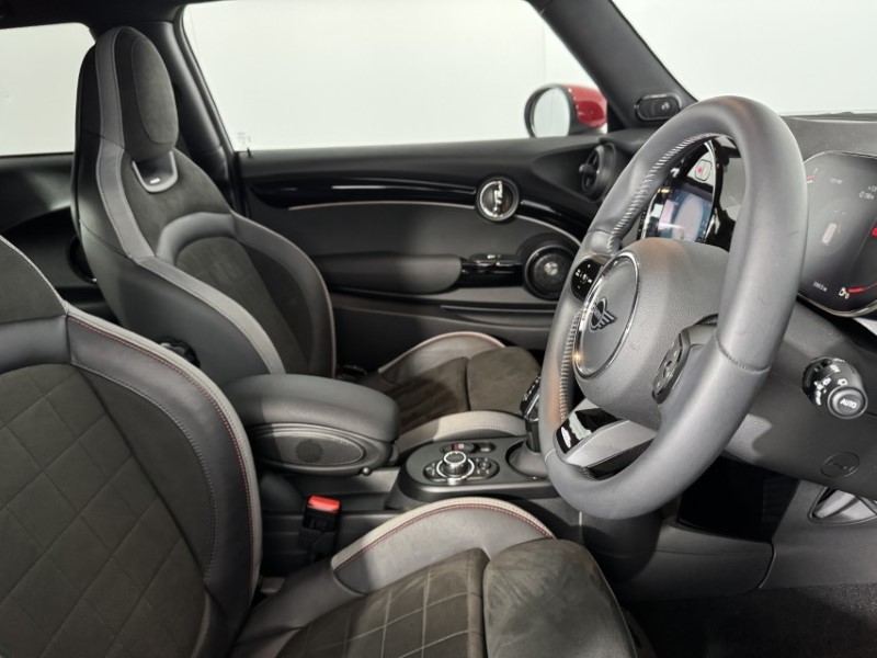 2023 (23) MINI HATCHBACK 2.0 John Cooper Works Premium Plus 3dr Auto 4980080