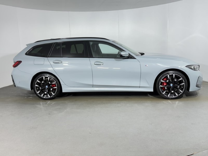 2026 (75) BMW 3 SERIES 320i M Sport 5dr Step Auto 5415248