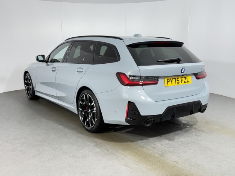2026 (75) BMW 3 SERIES 320i M Sport 5dr Step Auto 5415243