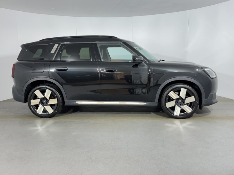 2024 (73) MINI COUNTRYMAN 1.5 C Exclusive 5dr Auto 5042322