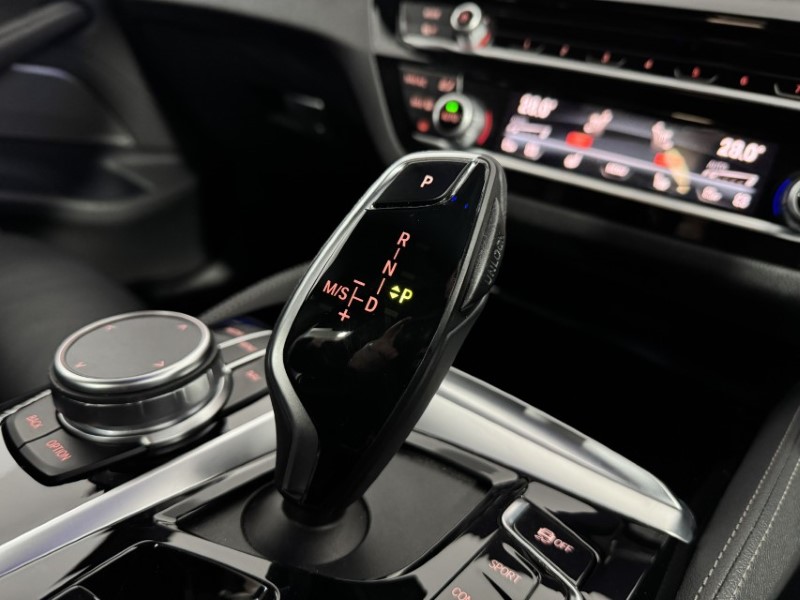 2022 (72) BMW 5 SERIES M550i xDrive 4dr Auto 4988625