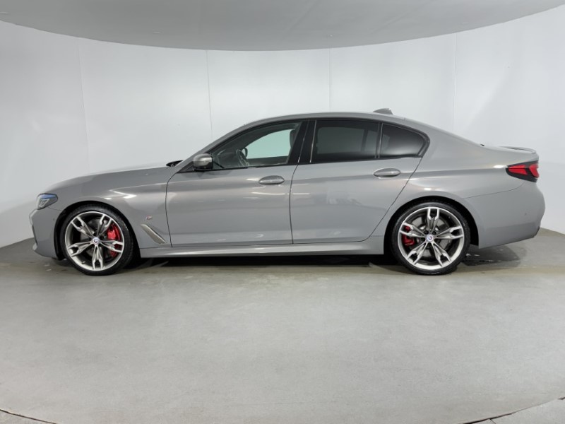 2022 (72) BMW 5 SERIES M550i xDrive 4dr Auto 4988661