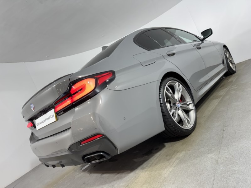 2022 (72) BMW 5 SERIES M550i xDrive 4dr Auto 4988650