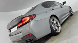 2022 (72) BMW 5 SERIES M550i xDrive 4dr Auto 4988650