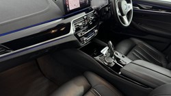 2022 (72) BMW 5 SERIES M550i xDrive 4dr Auto 4988635
