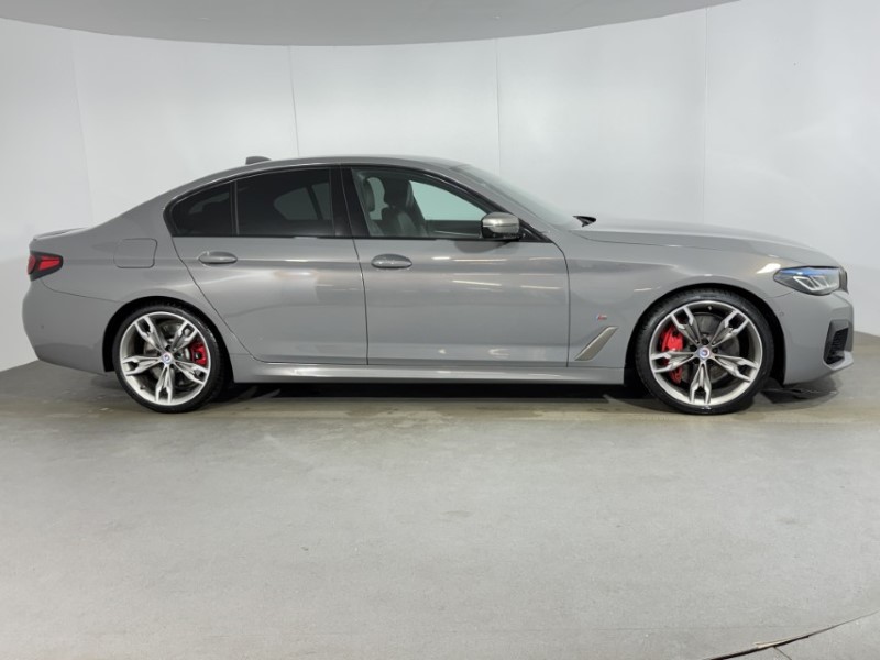 2022 (72) BMW 5 SERIES M550i xDrive 4dr Auto 4988668