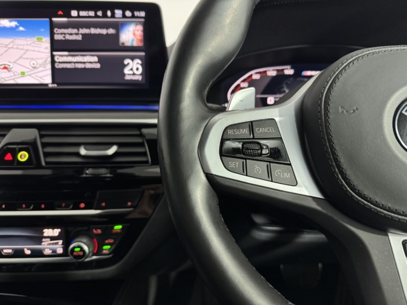 2022 (72) BMW 5 SERIES M550i xDrive 4dr Auto 4988617