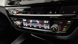 2022 (72) BMW 5 SERIES M550i xDrive 4dr Auto 4988623